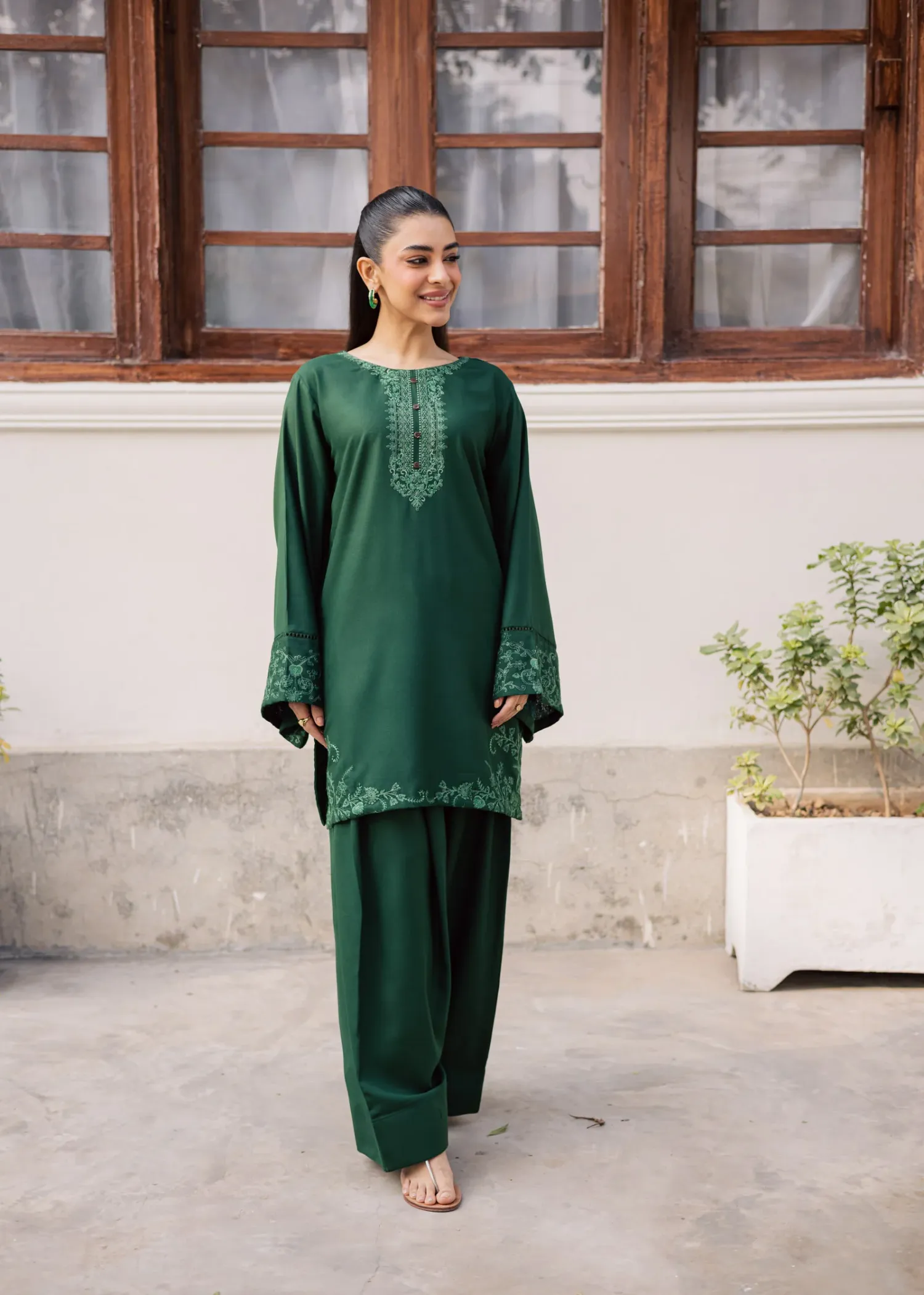 Lawn Kurta Set in Bottle Green