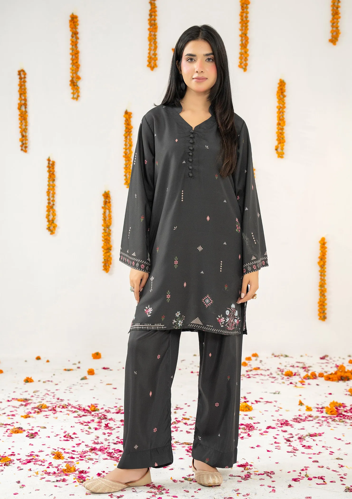 Lawn Kurta Set in Charcoal Black