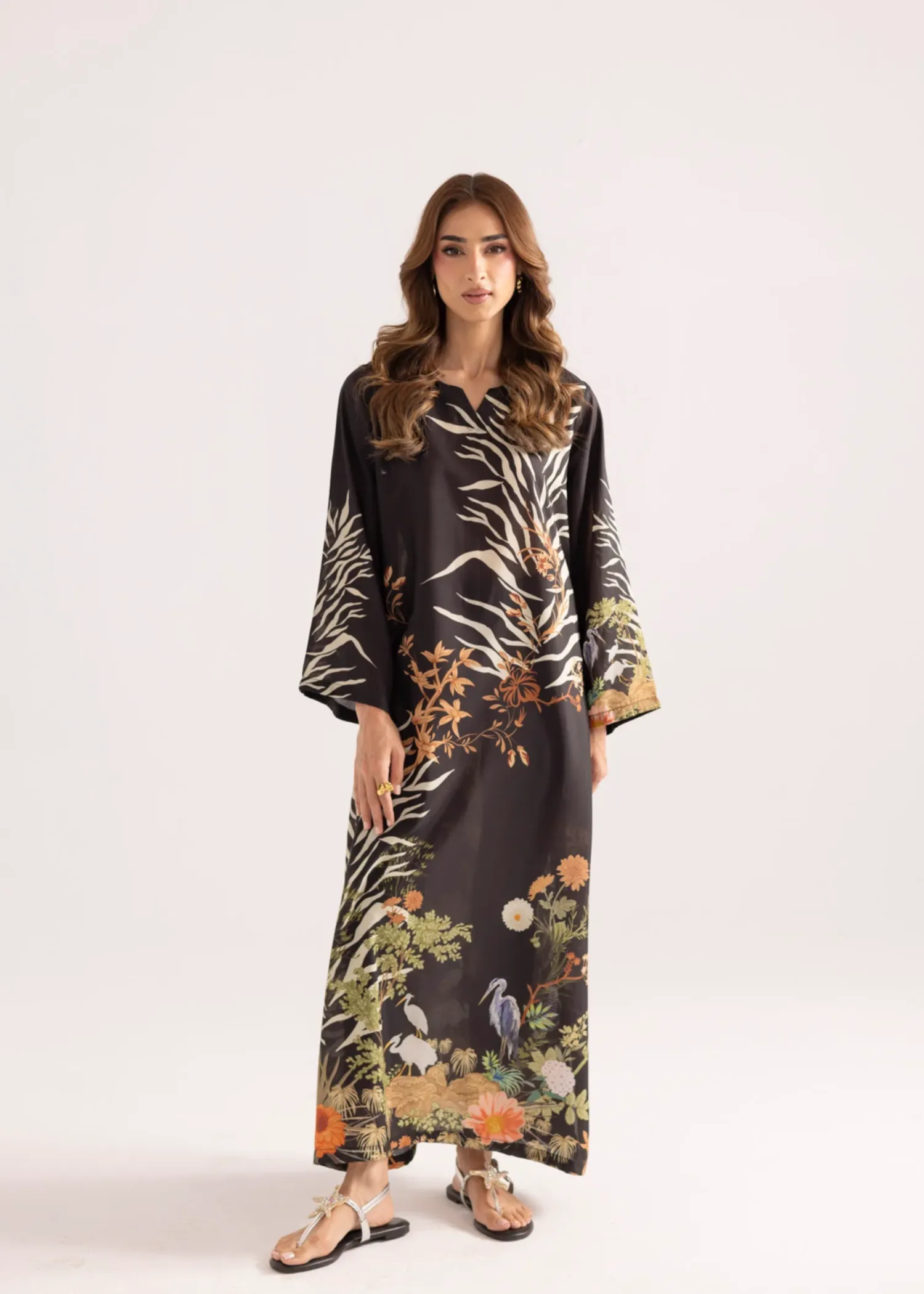 Lawn Kaftan in Black