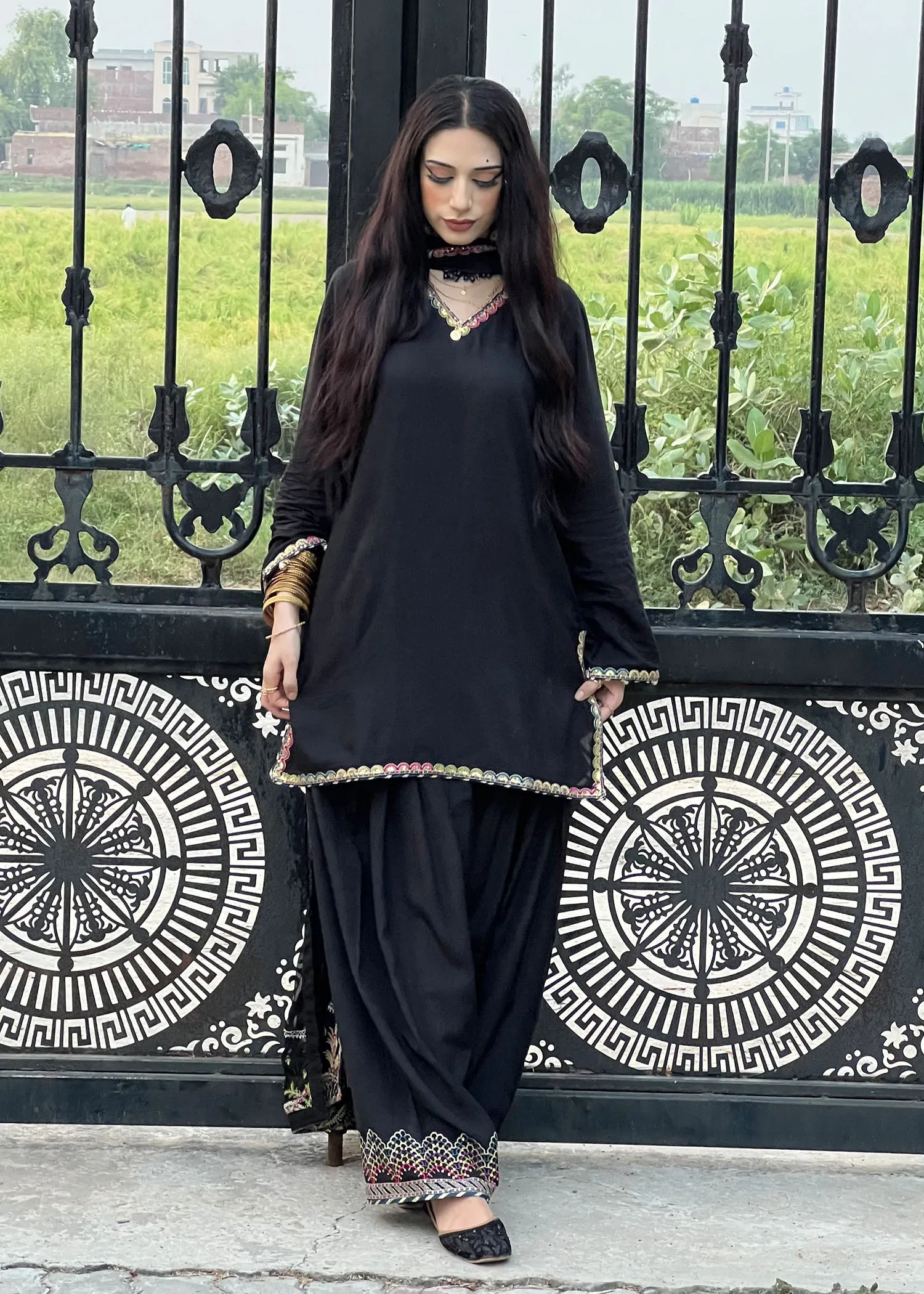Embroidered Kurta Set in Black