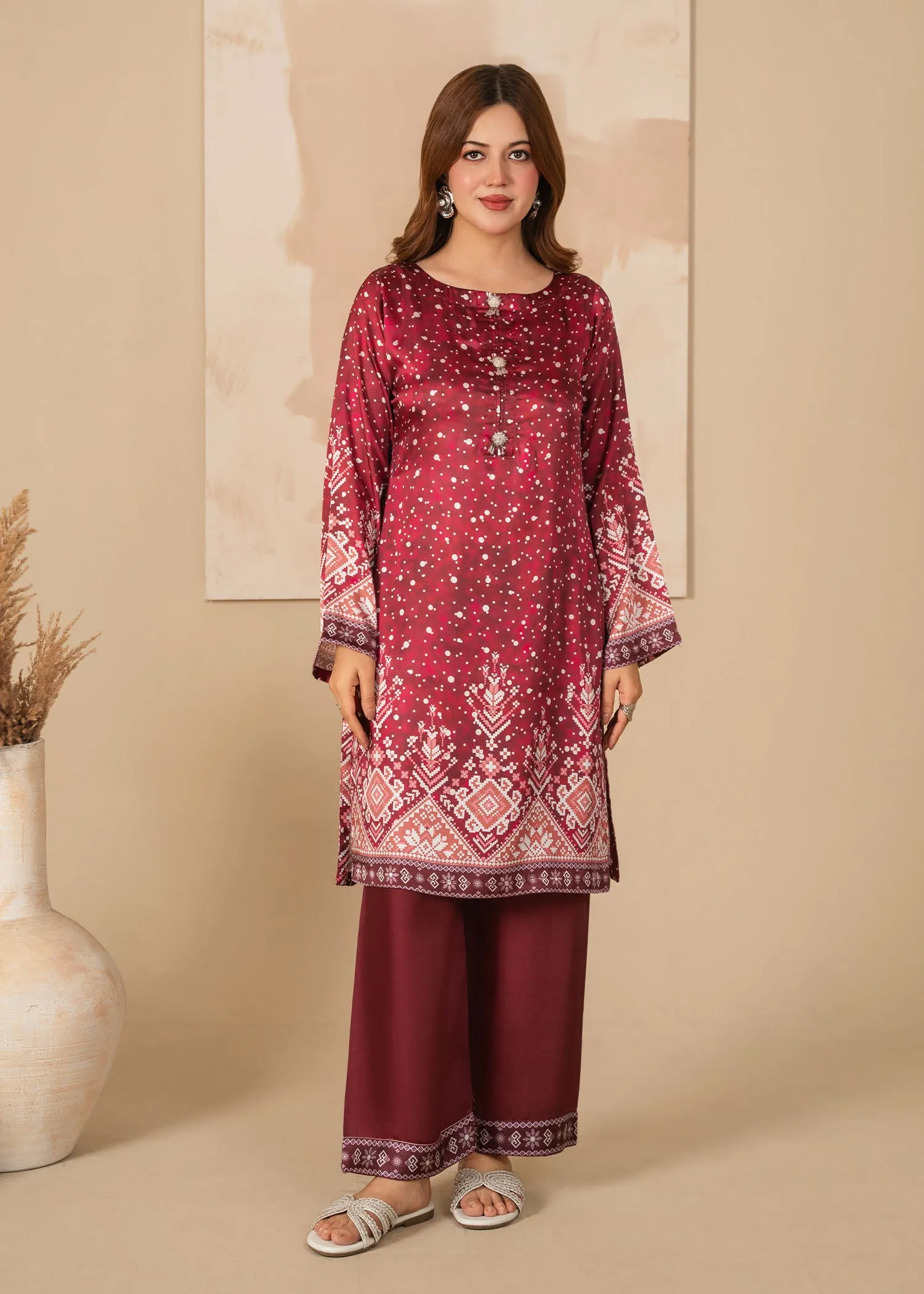 Charmuse/Shamooz Kurta Set in Blood Red