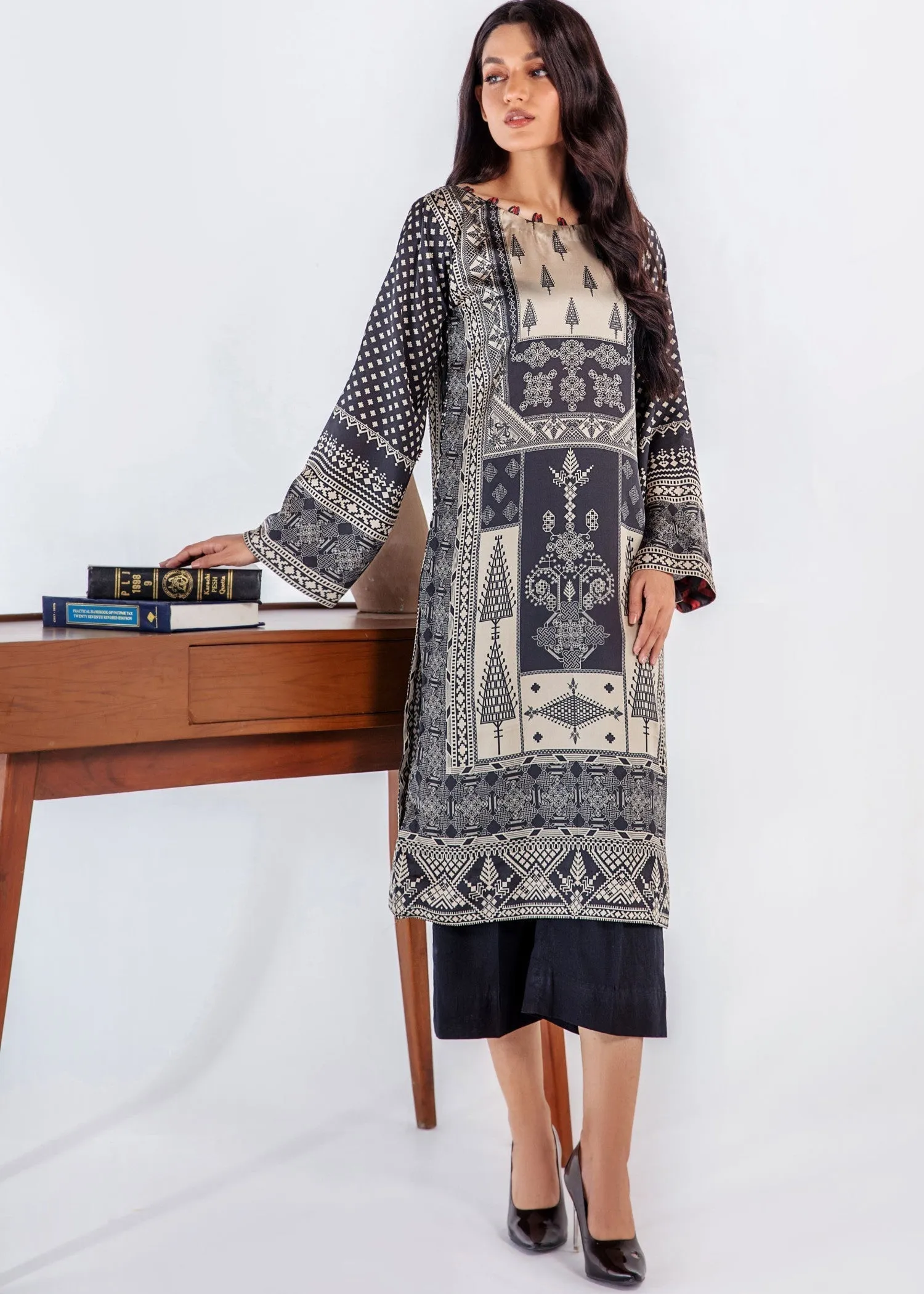 Printed Kurti in Multi