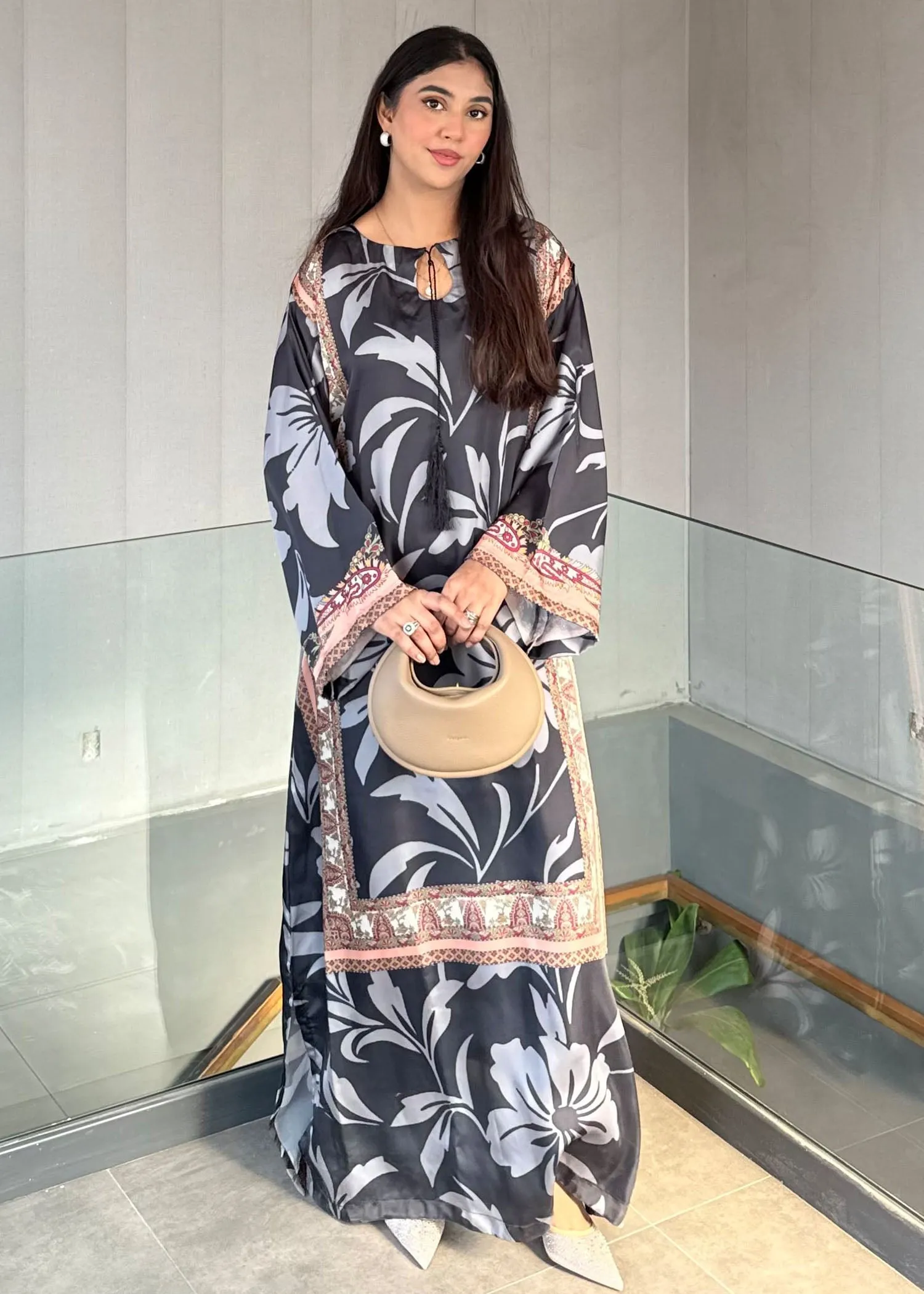 Printed Kaftan in Black