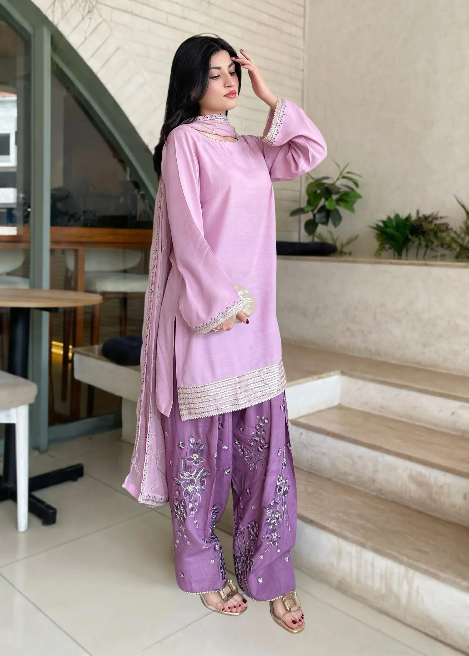 Embroidered Kurta Set in Lilac