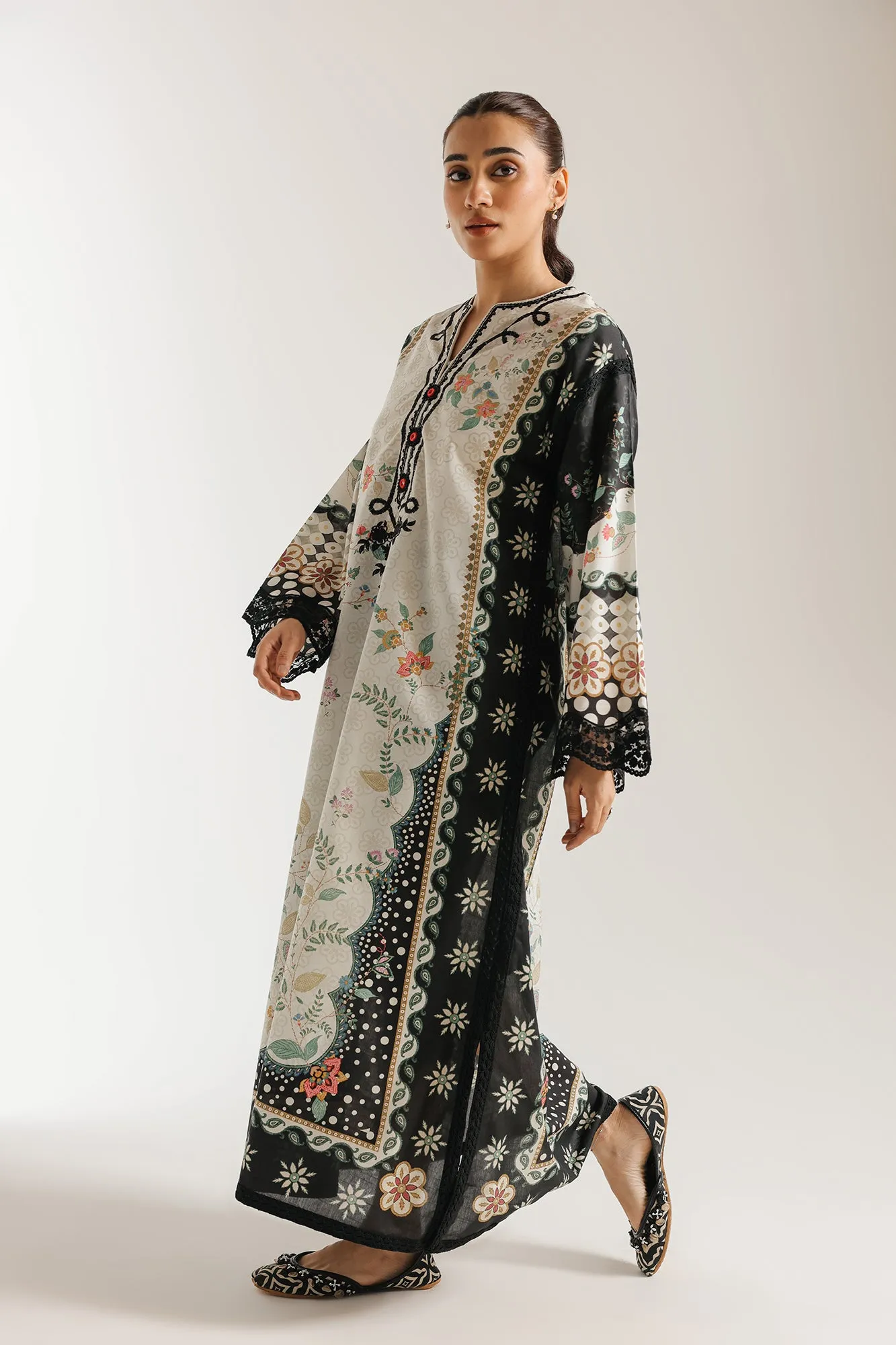 Embroidered Kaftan