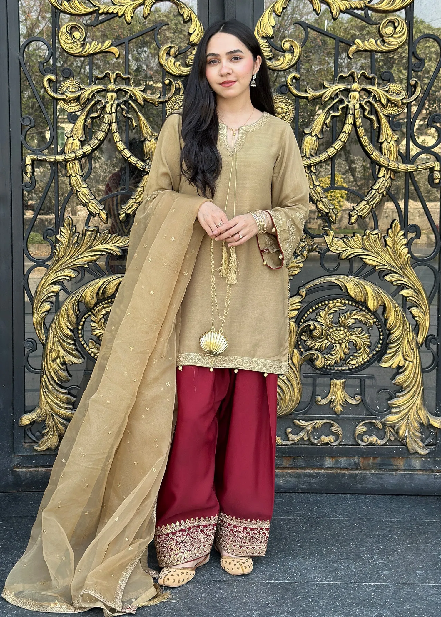 Embroidered Kurta Set in Multi