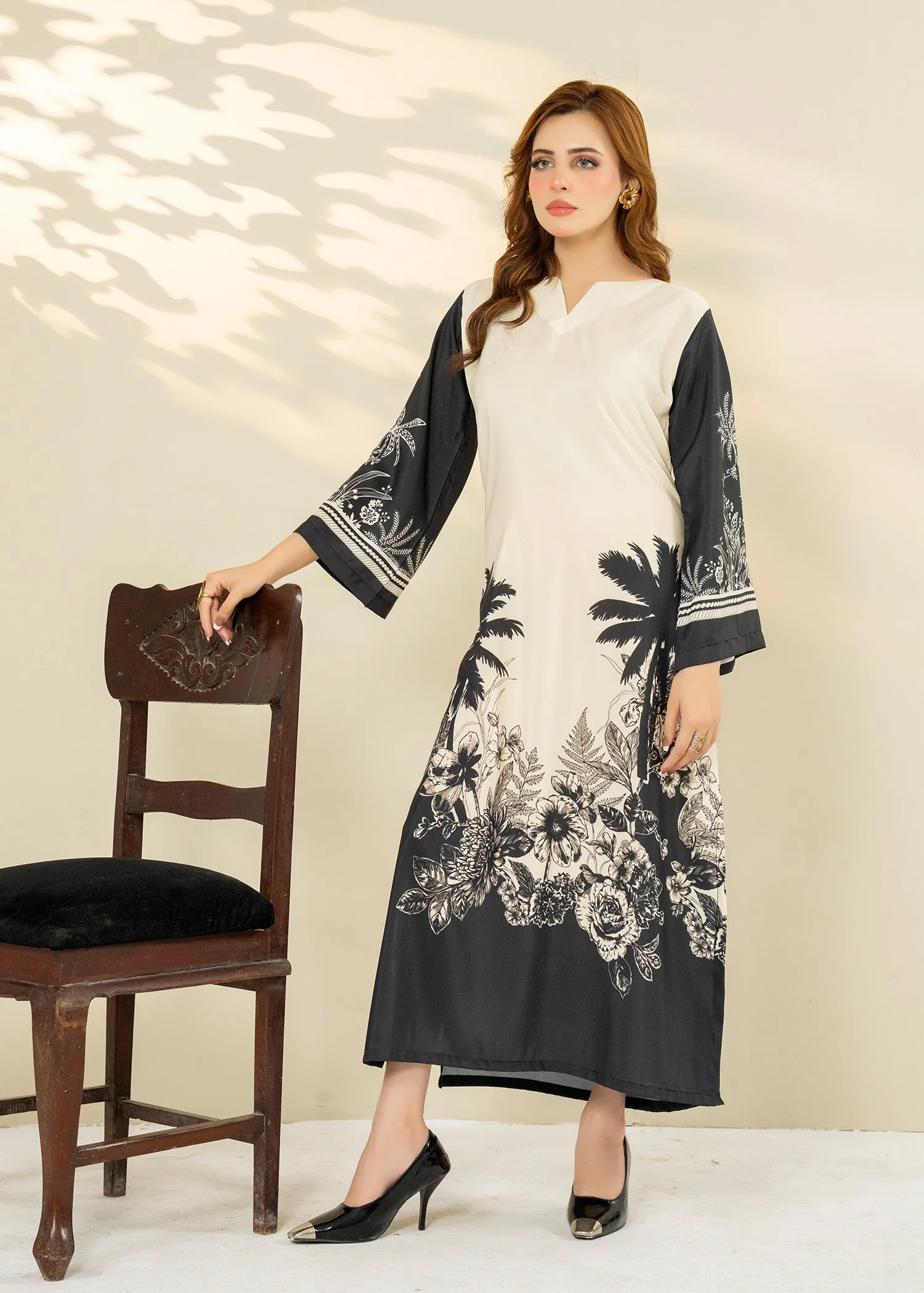 Lawn Kaftan in Off-White